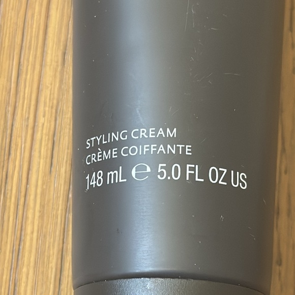 New Living Proof Air-Dry Styler - Picture 3 of 4